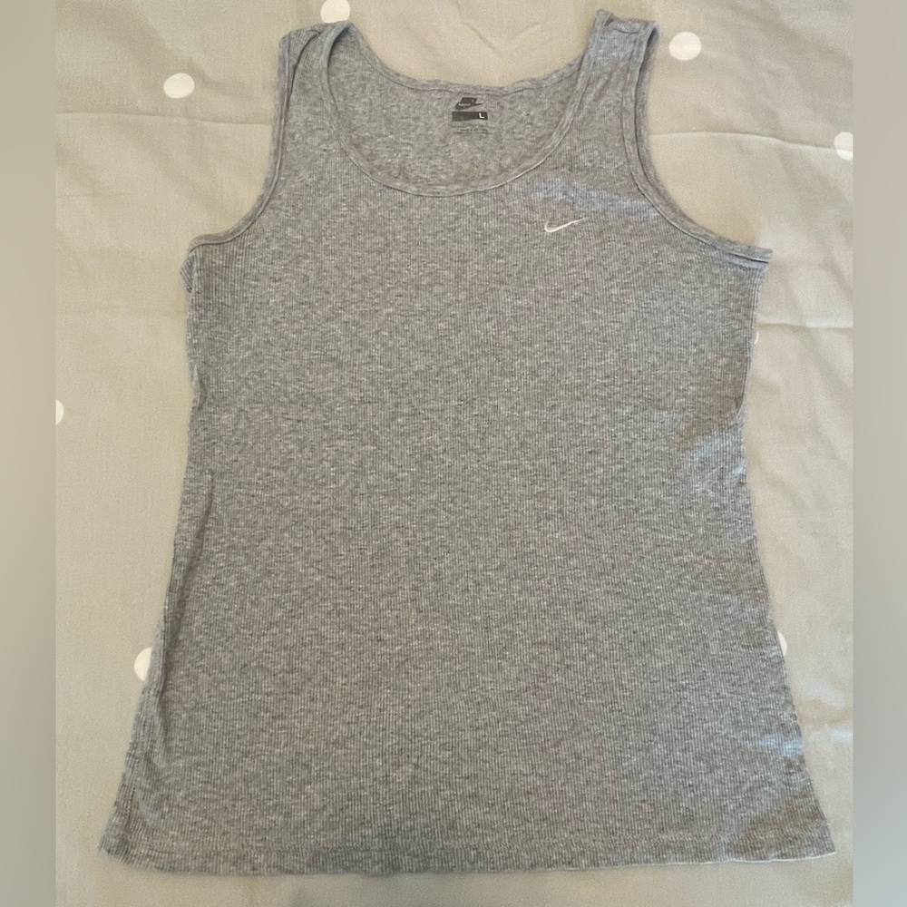 Women’s Large Nike tank top